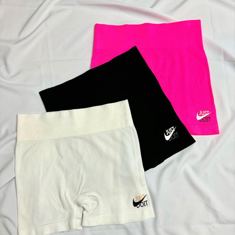 ست نیمتنه شورتک