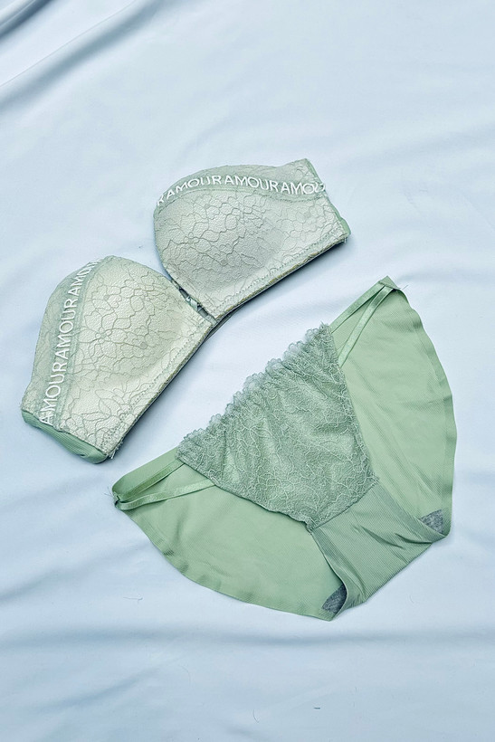 سوتین دکلته و شورت لیزری وارداتی دخترانه