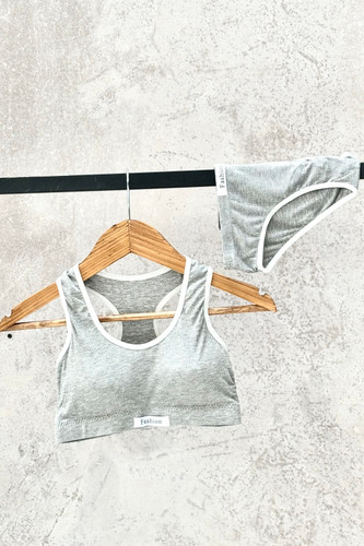 ست نیمتنه کاپدار با شورت اسلیپ نخی وارداتی