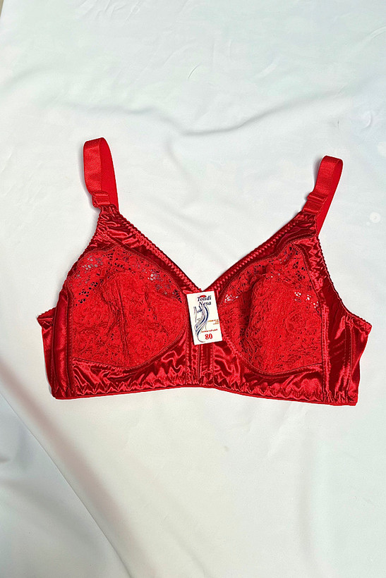 سوتین زنانه مناسب برای تابستان خنک و راحت