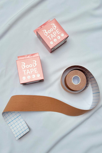 چسب لیفت سینه با کشسانی بالا