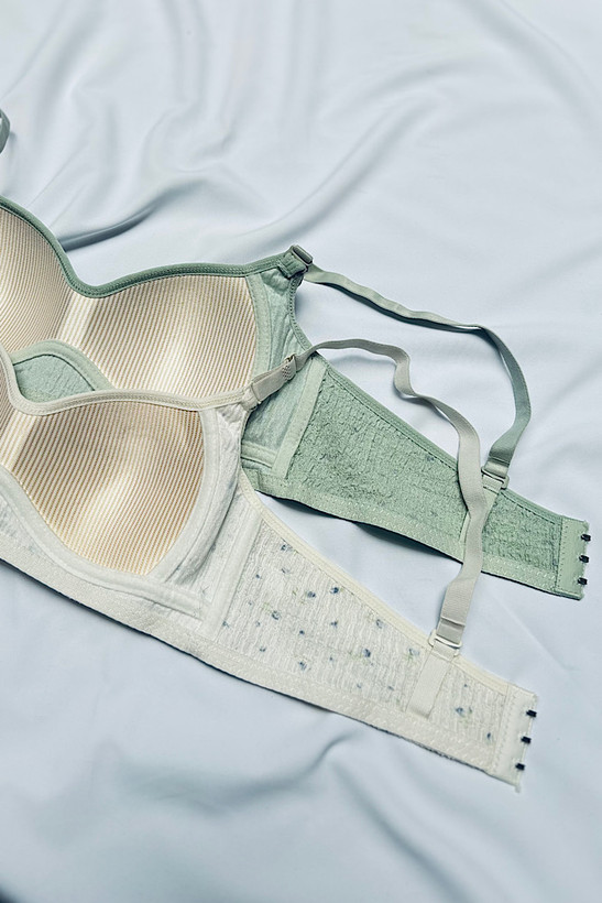 سوتین دخترونه بدون اسفنج بدون فنر