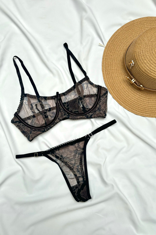 ست شورت و سوتین توری پوست ماری