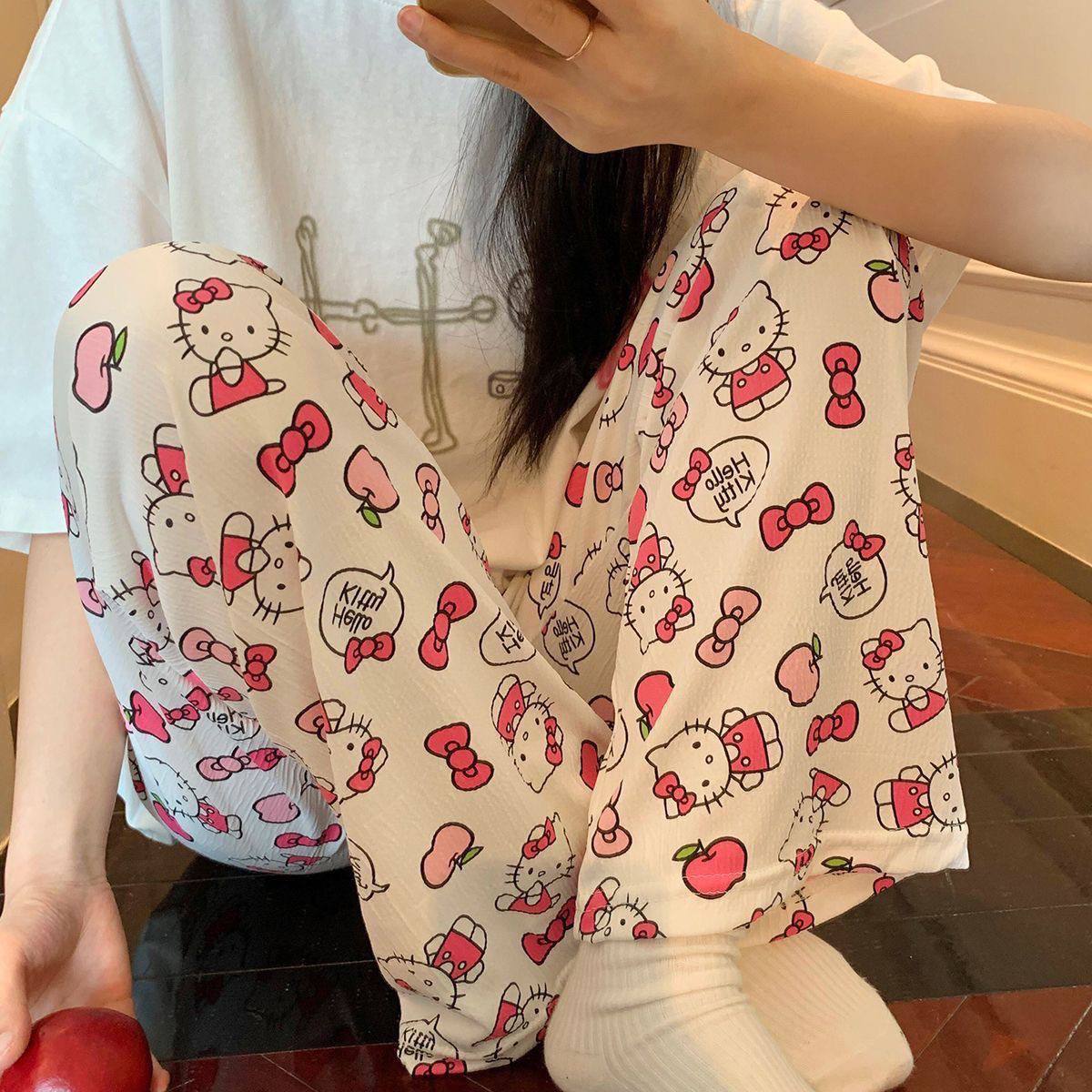پیژامه  راحتی دخترونه وارداتی Hello kitty شلوار و پیژامه هلو کیتی وارداتی دخترونه کیوت