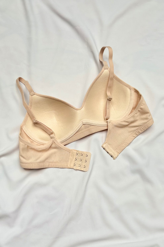 سوتین اسفنجی بدون فنر سایز کوچک