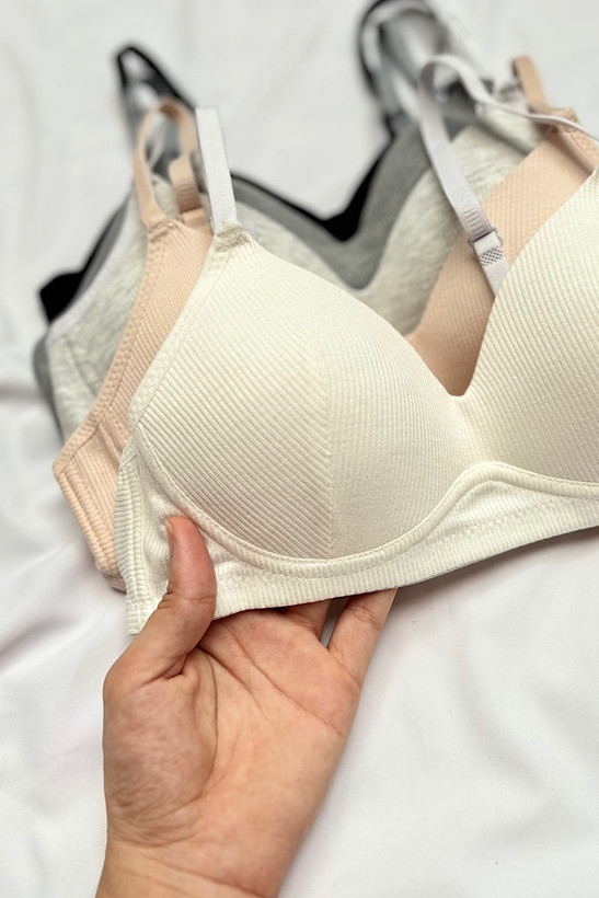 سوتین اسفنجی دخترونه سایز کوچک نخی کبریتی کاپ A