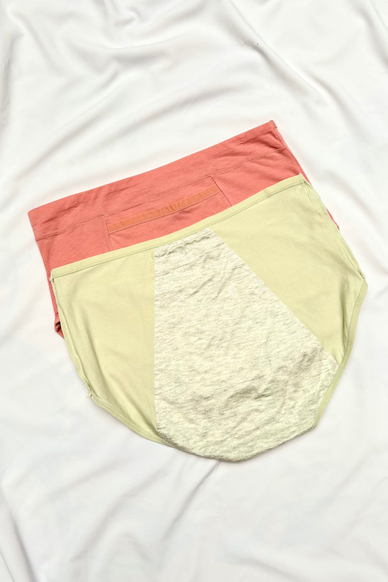 شورت پریودی سایز پلاس جنس نخی