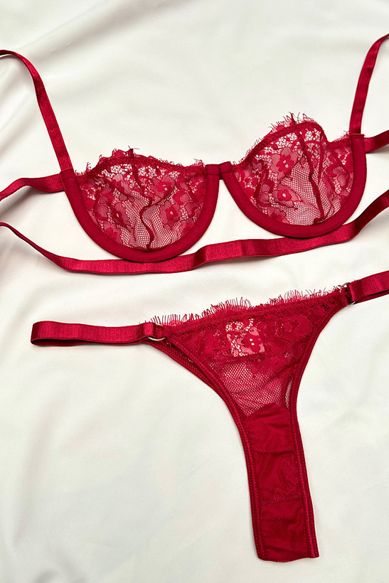 شورت و سوتین ست فنردار گیپوری برند شین