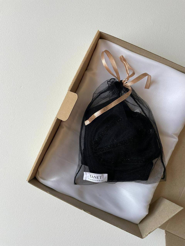 ست سوتین شورت نقره رنگ مشکی