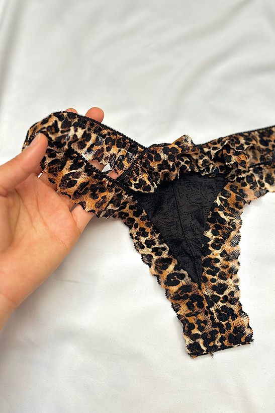 شرت فانتزی زنونه دانتل بدن نما طرح پلنگی