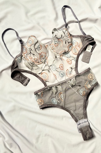 بادی فانتزی توی فنردار