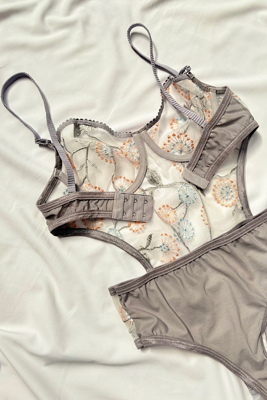 بادی توری زنانه شیک و جذاب