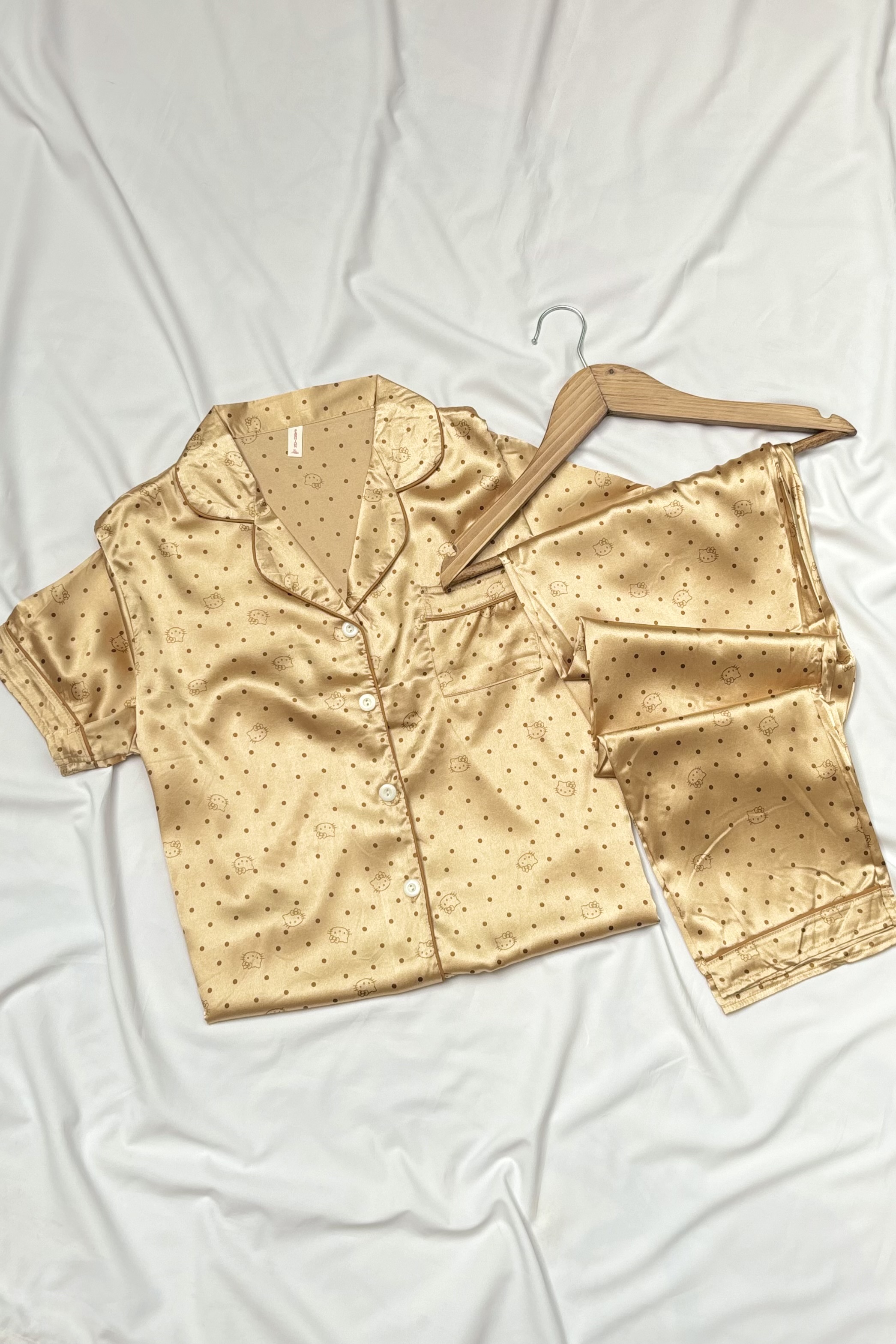 خرید راحت و شیک و جذاب لباس راحت