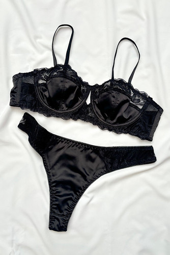 ست سوتین و شورت اورجینال دخترونه