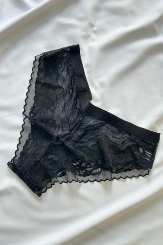 شورت دانتل زنانه